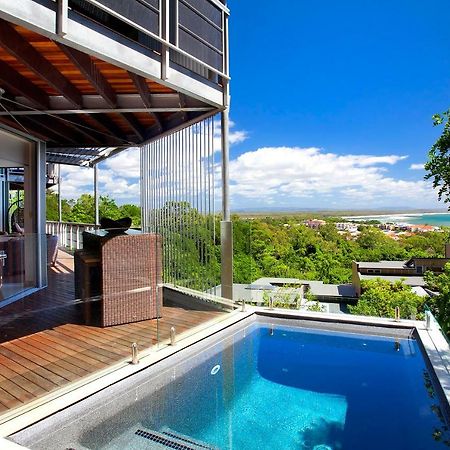 Peppers Noosa Resort And Villas מראה חיצוני תמונה A pool at a private residence in Queensland, Australia