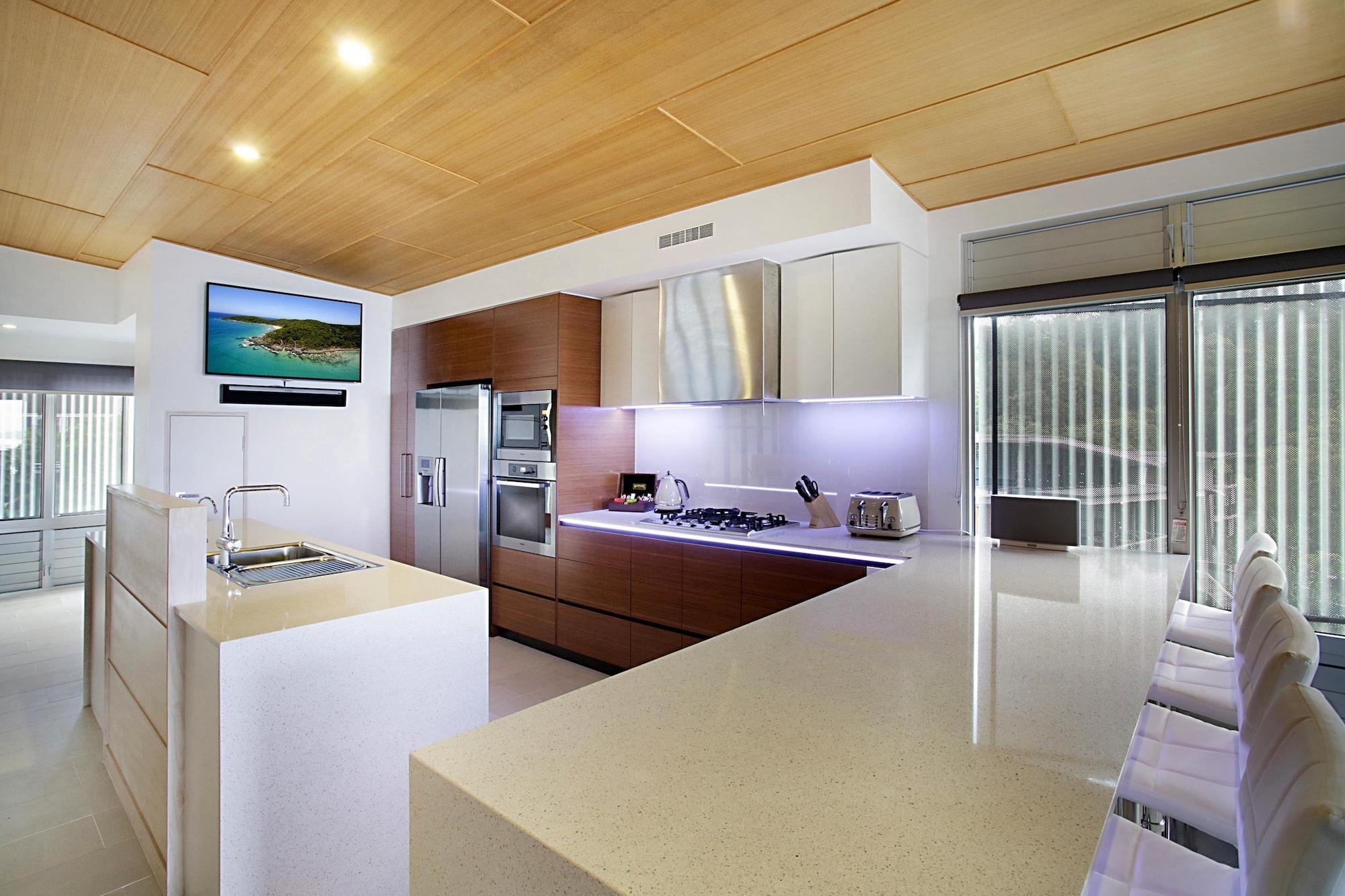 Peppers Noosa Resort And Villas מראה חיצוני תמונה A modern Australian kitchen