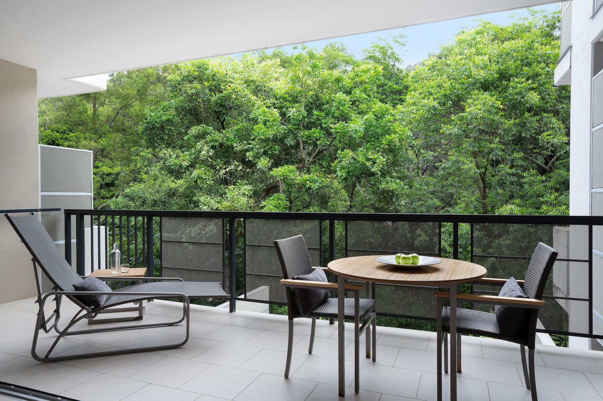 Peppers Noosa Resort And Villas מראה חיצוני תמונה A balcony