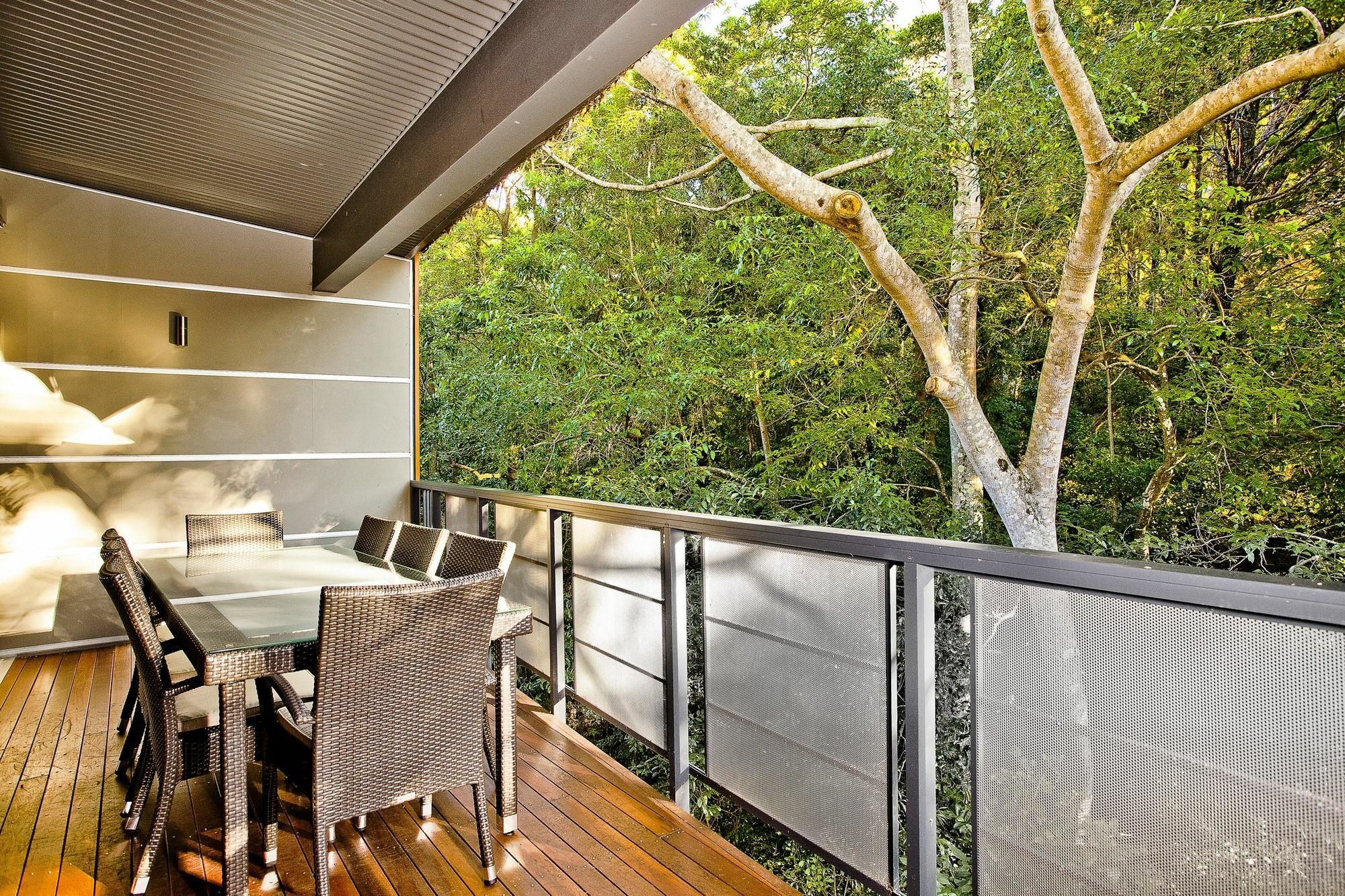 Peppers Noosa Resort And Villas מראה חיצוני תמונה A balcony