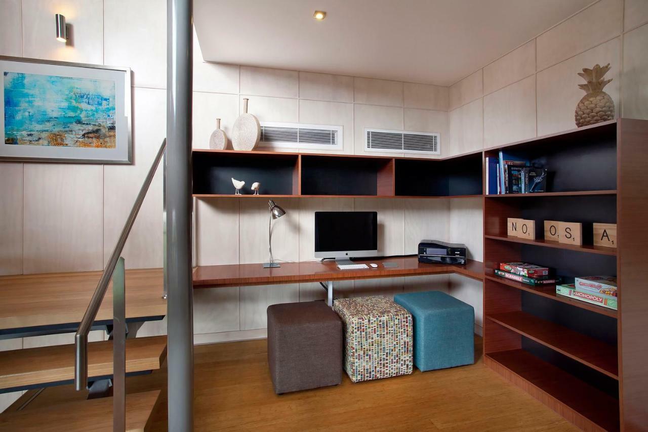 Peppers Noosa Resort And Villas מראה חיצוני תמונה A home office